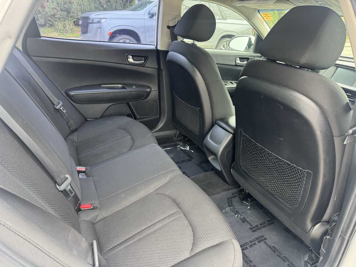 2019 Kia Optima LX S photo 10
