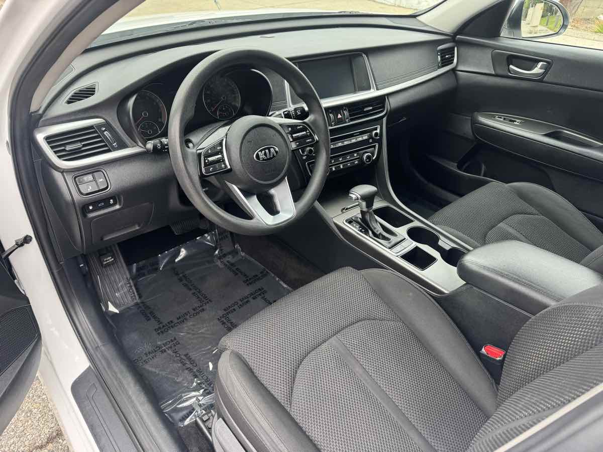 2019 Kia Optima LX S photo 12