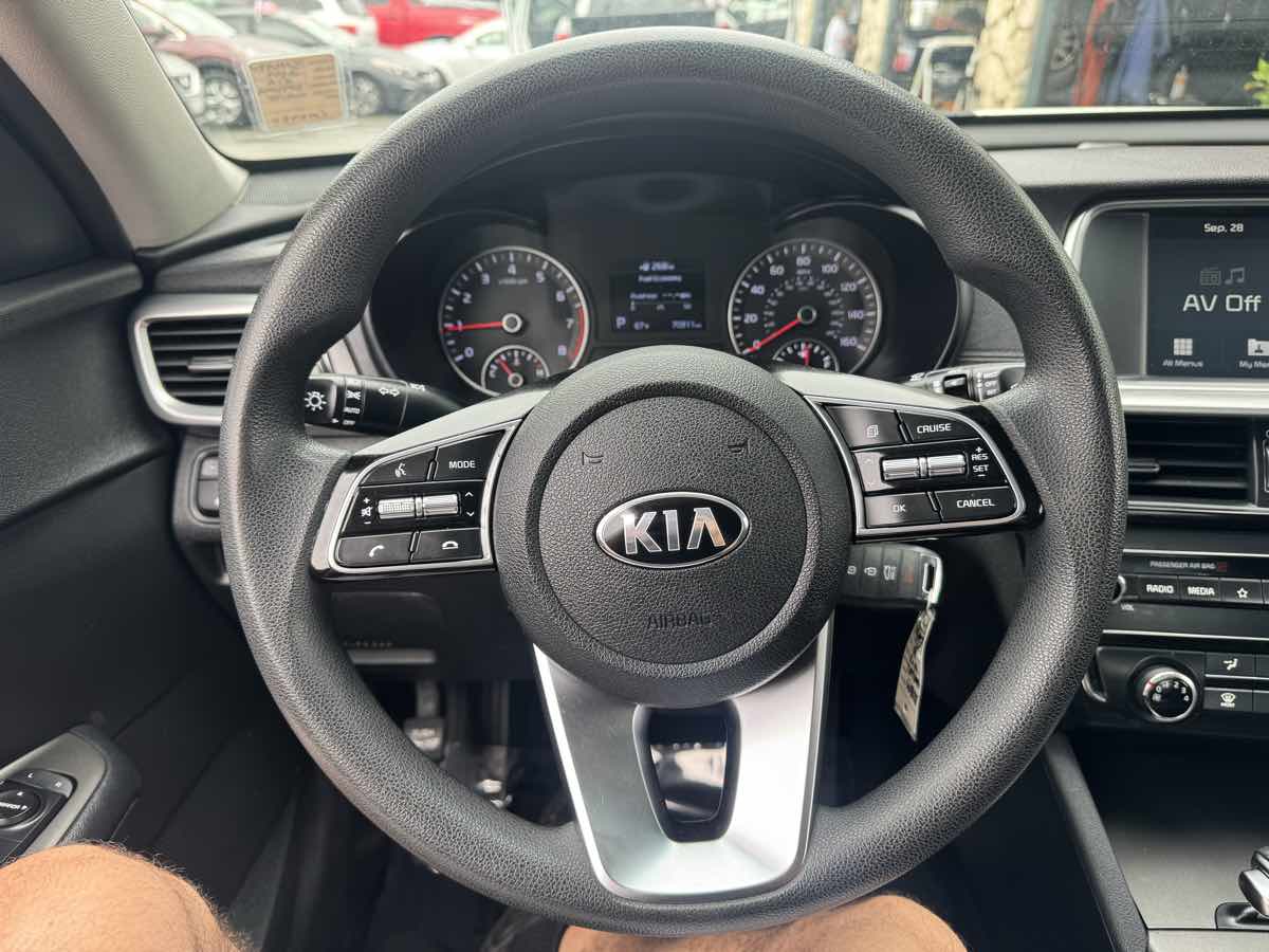 2019 Kia Optima LX S photo 18
