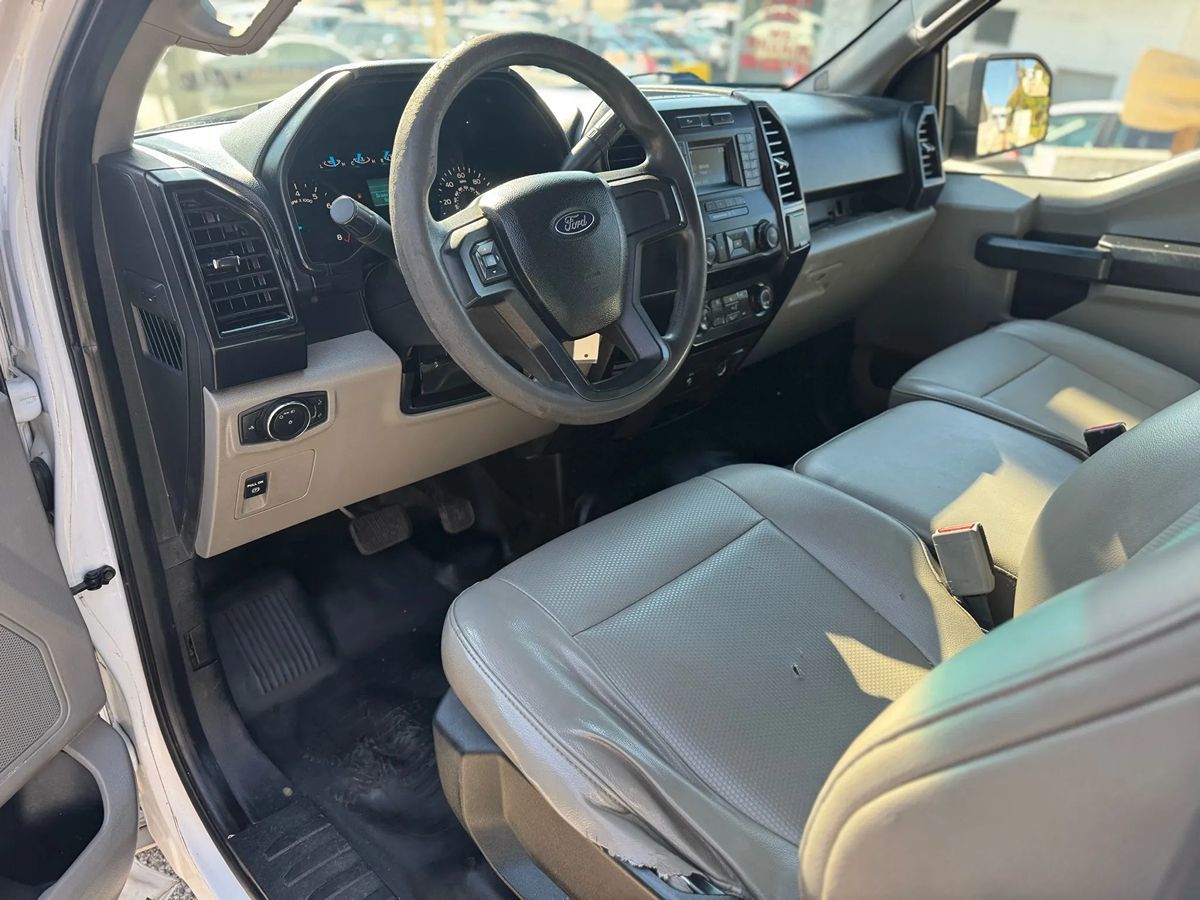 2015 Ford F-150 XL photo 10