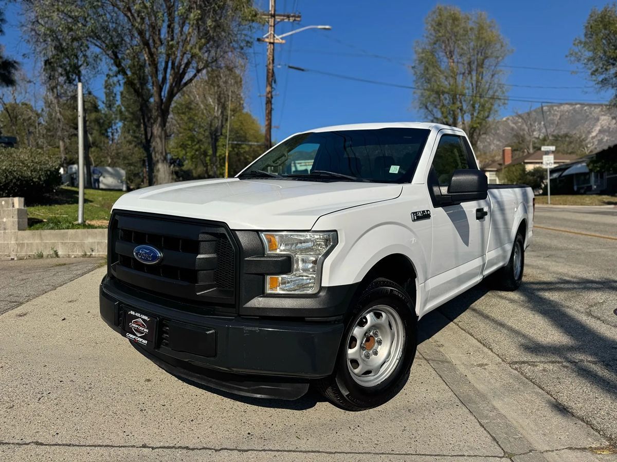 2015 Ford F-150 XL photo 2