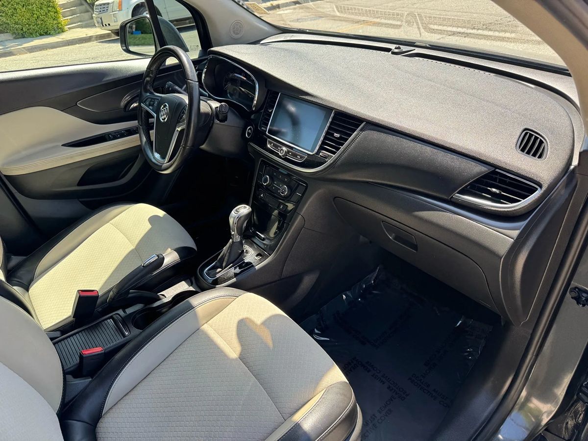 2018 Buick Encore Preferred photo 13