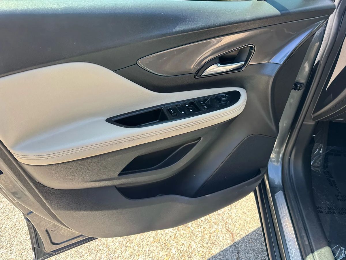 2018 Buick Encore Preferred photo 8