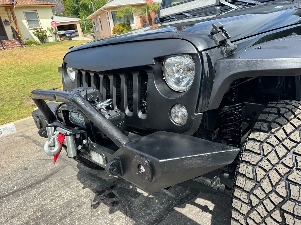 2015 Jeep Wrangler Unlimited Sport photo 8