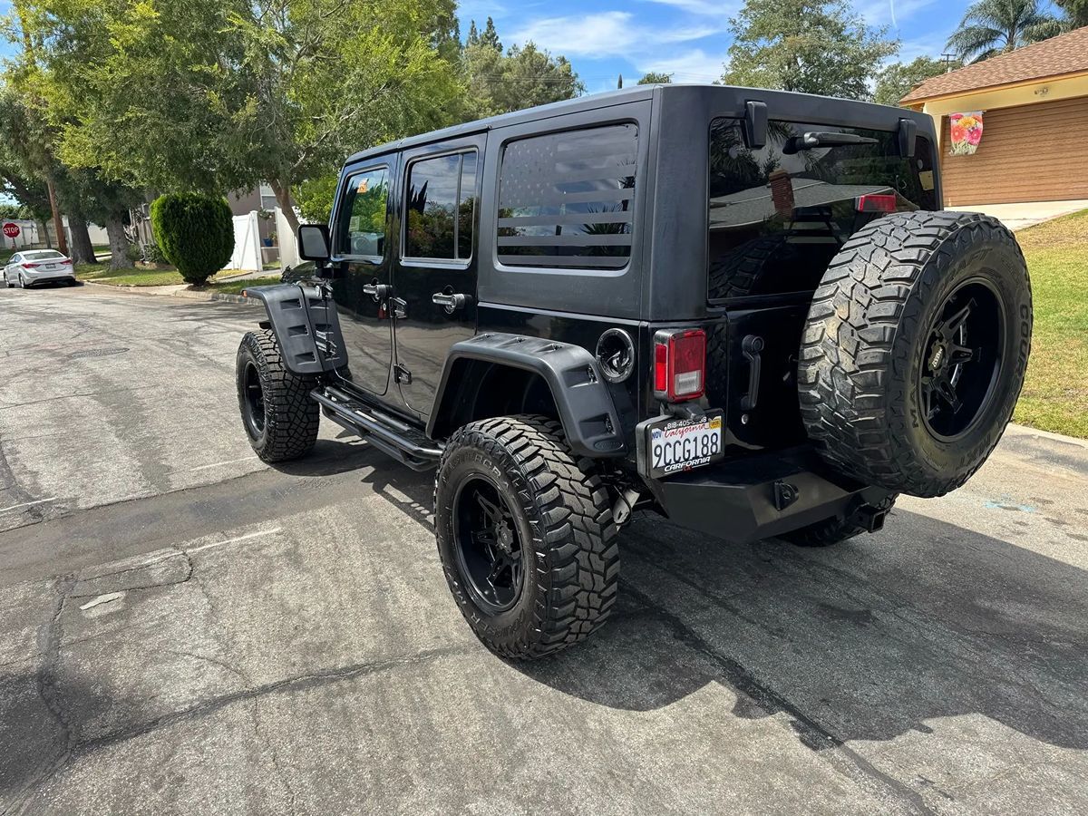 2015 Jeep Wrangler Unlimited Sport photo 5