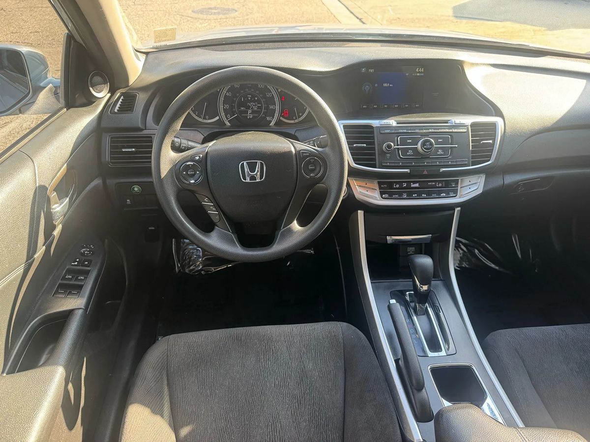 2014 Honda Accord EX photo 9