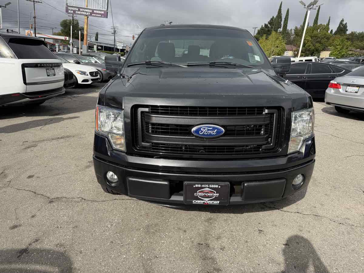 2013 Ford F-150 STX photo 2