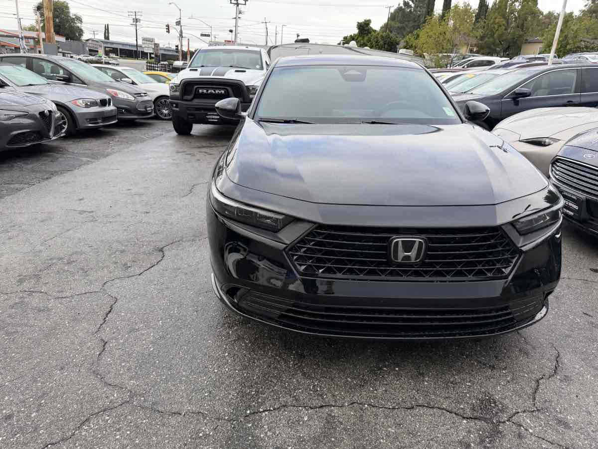 2024 Honda Accord Hybrid Sport-L photo 2