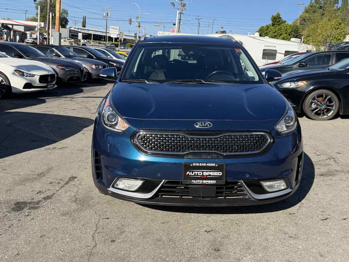 2019 Kia Niro Touring EX Premium photo 2