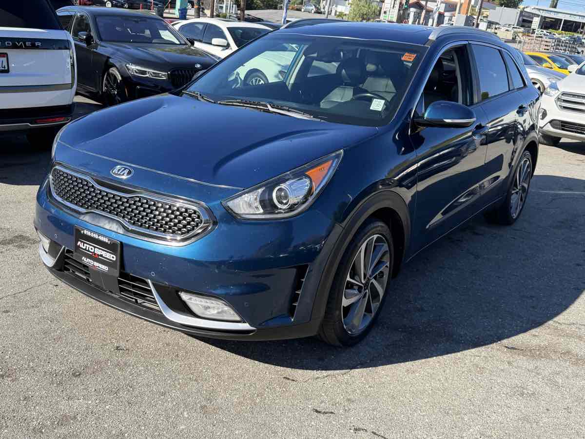2019 Kia Niro Touring EX Premium photo 3