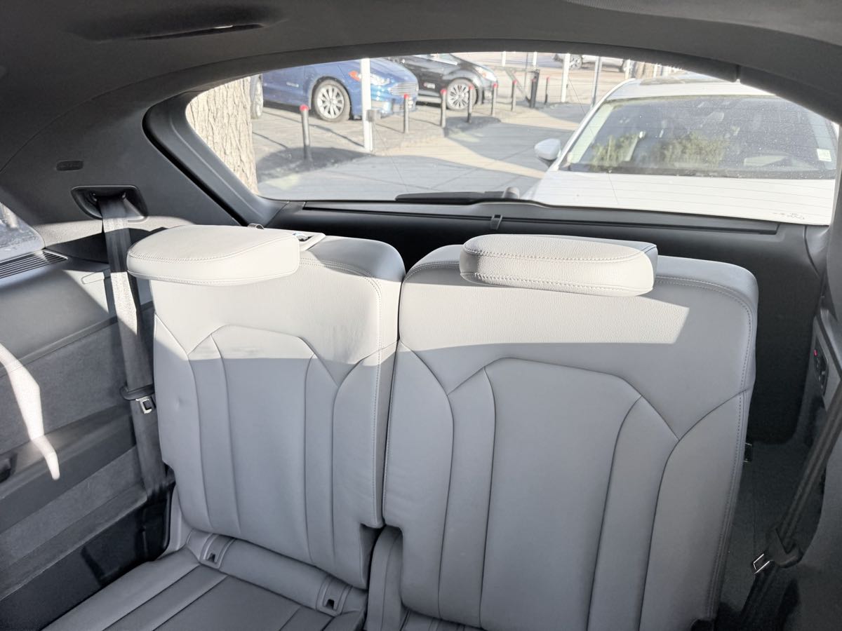 2019 Audi Q7 Prestige 55 photo 4
