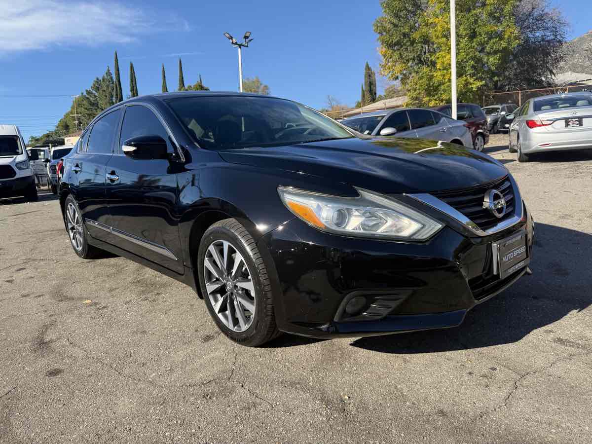 2016 Nissan Altima 2.5 SL's photo