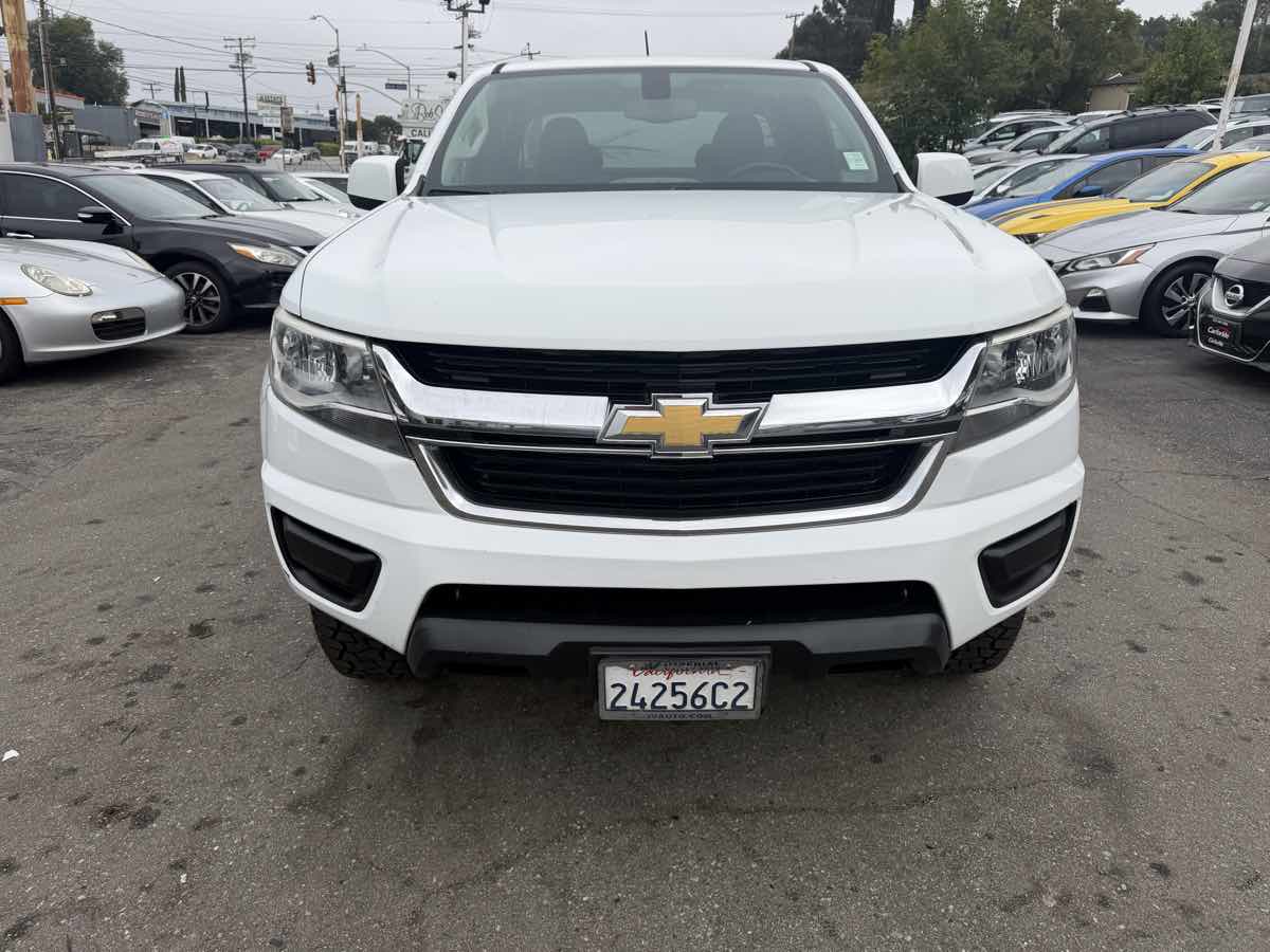 View vehicle photo 2