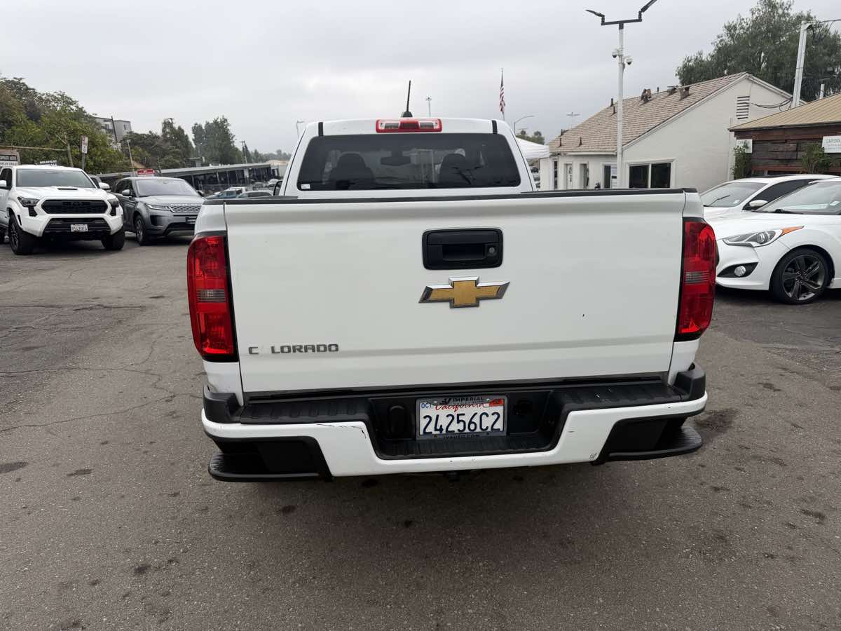 View vehicle photo 7