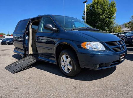 2007 Dodge Grand Caravan SXT Wheelchair Accessible Ramp