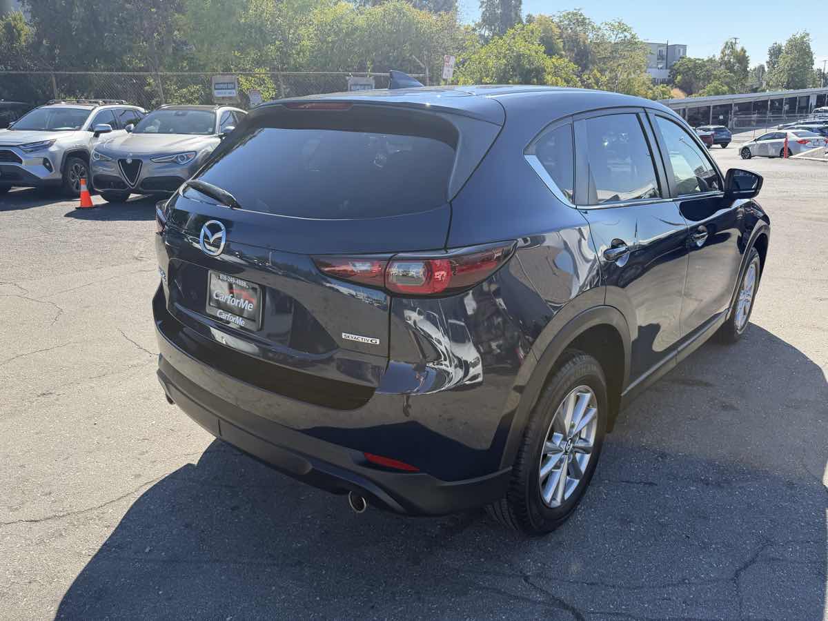 View vehicle photo 5