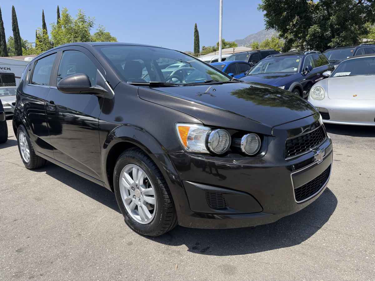 2016 Chevrolet Sonic 5dr LT Automatic's photo