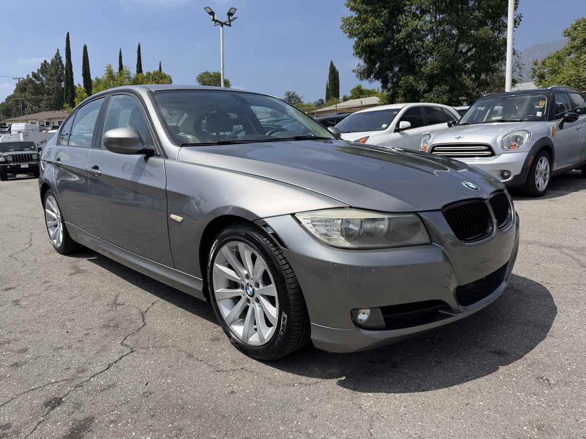 2011 BMW 3 Series 328i Sedan SULEV's photo
