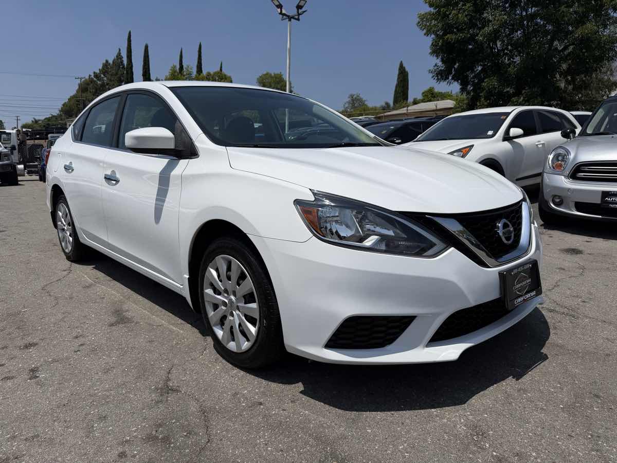2019 Nissan Sentra S CVT's photo