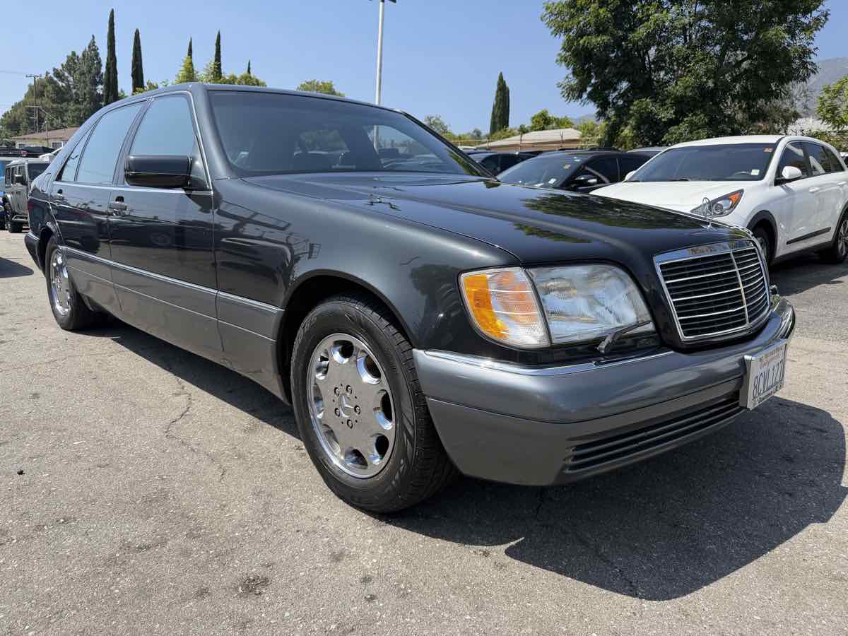 1996 Mercedes-Benz S-Class's photo