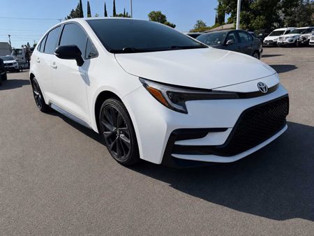 2024 Toyota Corolla Hybrid SE