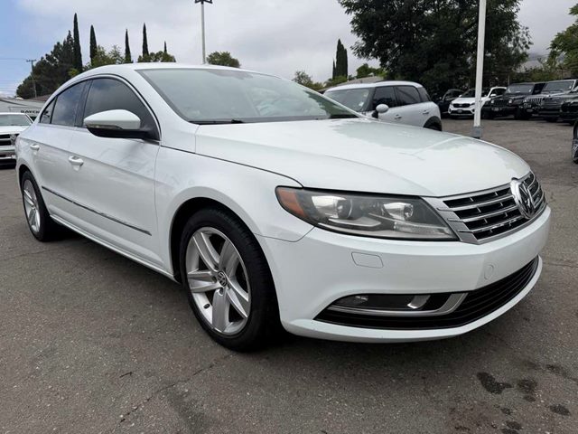 Pure White 2017 Volkswagen CC Sedan Front-Wheel Drive 6-Speed Dual Clutch