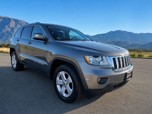 Mineral Gray Metallic 2012 Jeep Grand Cherokee SUV / Crossover 4X2 Automatic