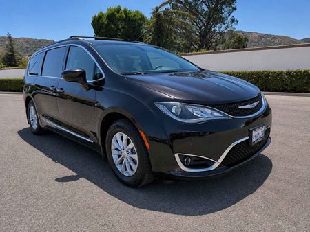 2017 Chrysler Pacifica Touring-L