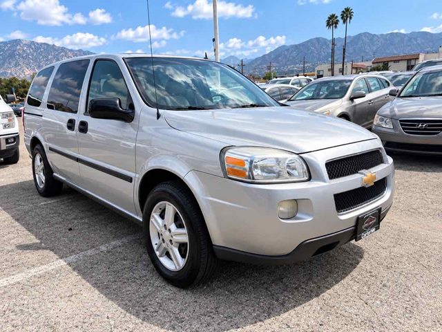 Silverstone Metallic 2005 Chevrolet Uplander Minivan Front-Wheel Drive Automatic