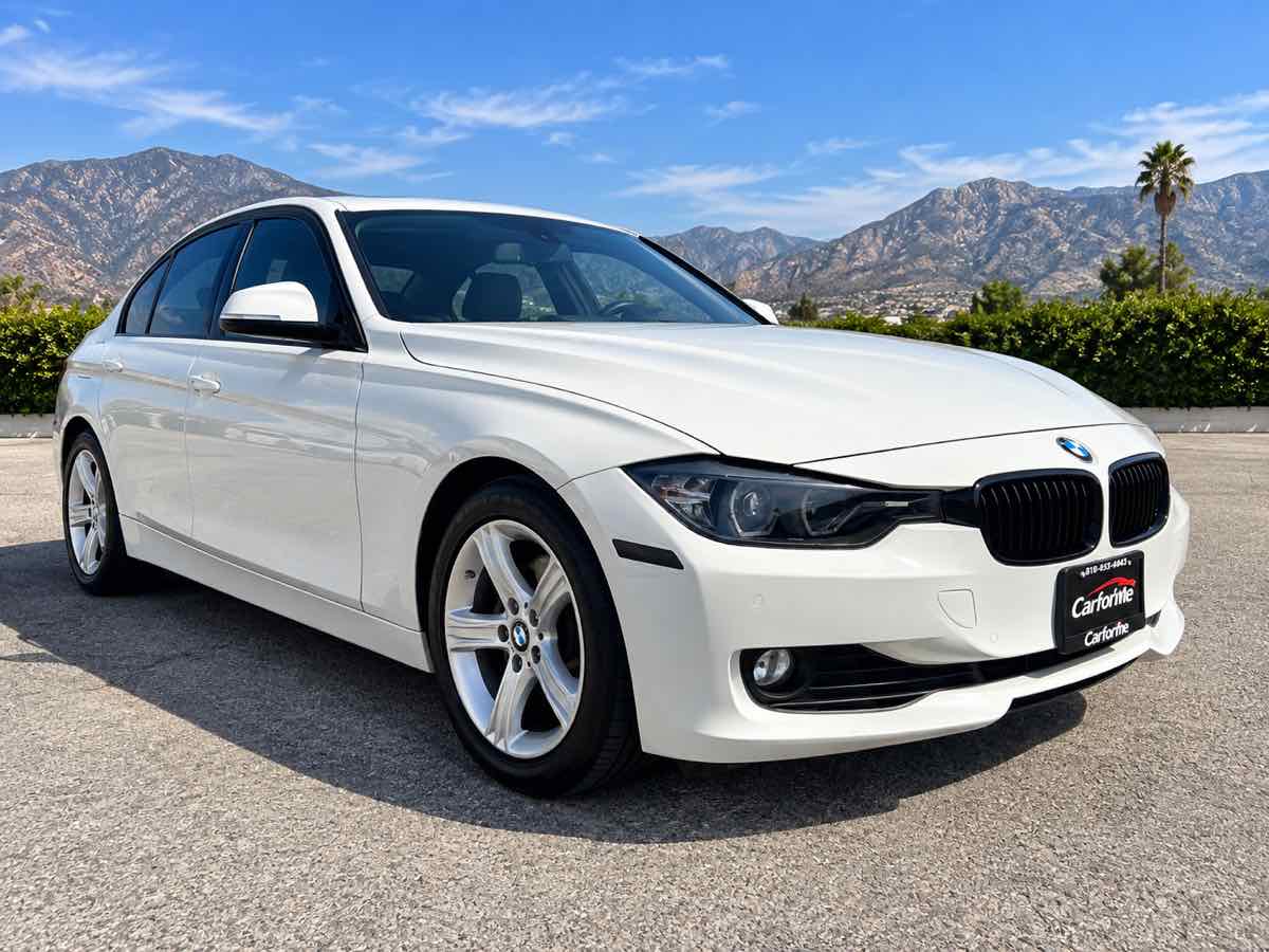  2015 BMW 3 Series 328i Sedan RWD   