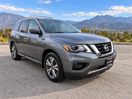 2020 Nissan Pathfinder S