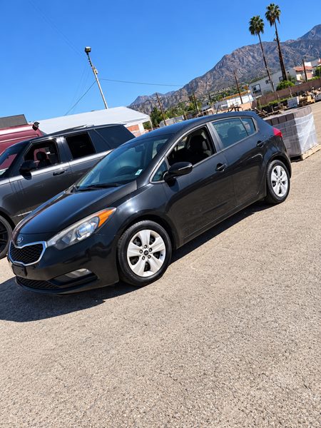 2016 Kia Forte 5-Door LX