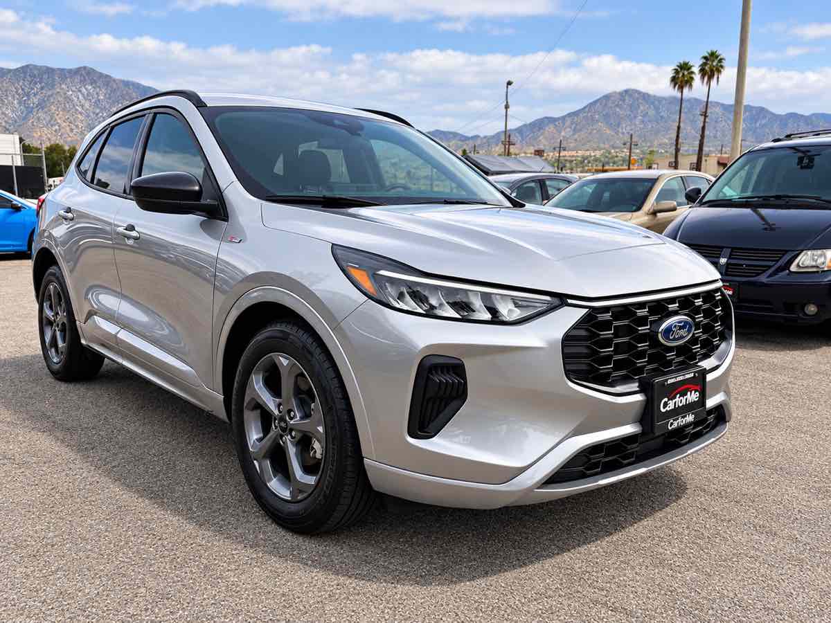 2024 Ford Escape ST-Line