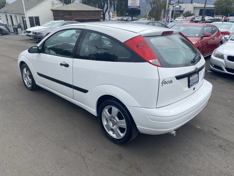 Sold 2003 Ford Focus ZX3 Base in La Crescenta
