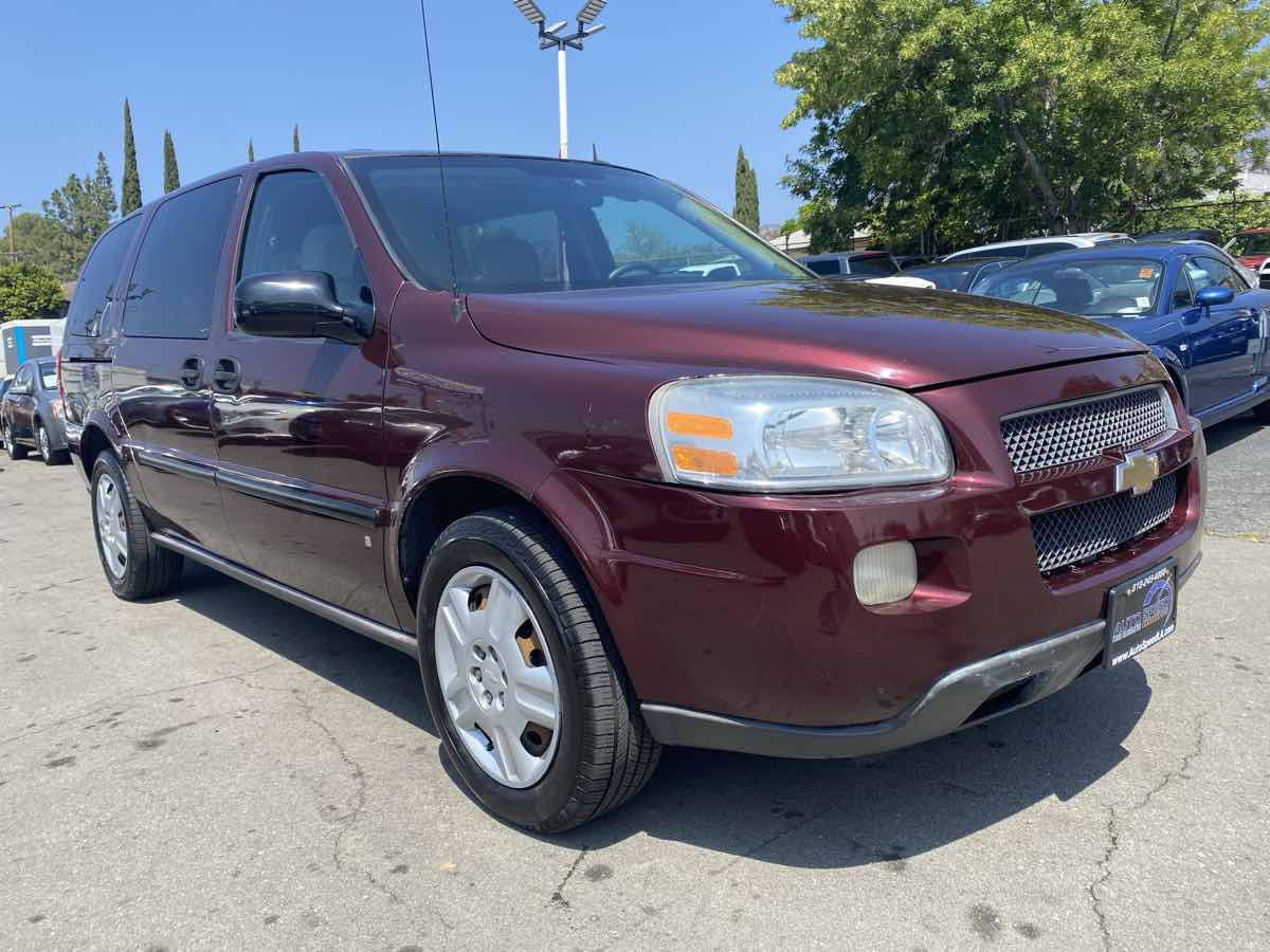 2008 Chevrolet Uplander for sale in Dixmoor, IL - Endless Auto, image size:1200x900