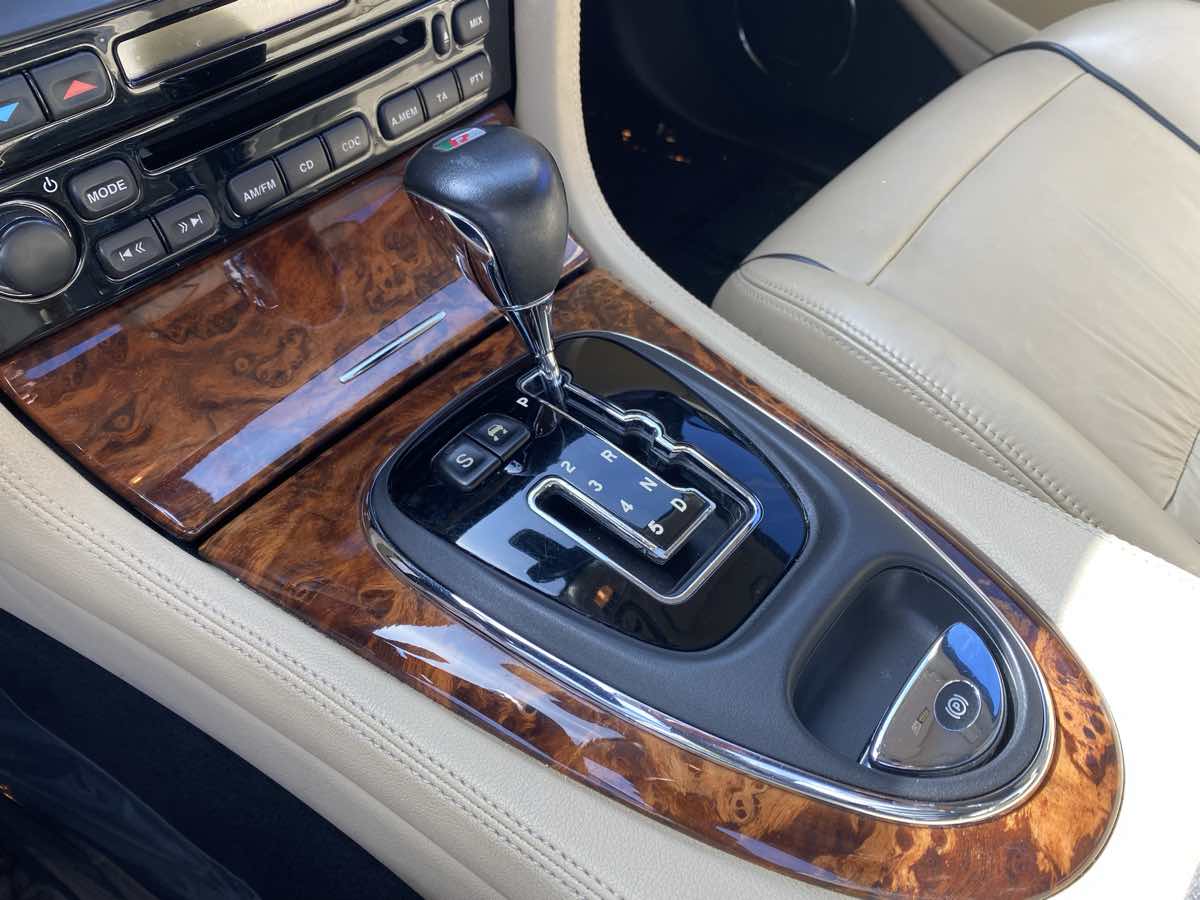 Sold 2007 Jaguar XJ XJR in Sunland