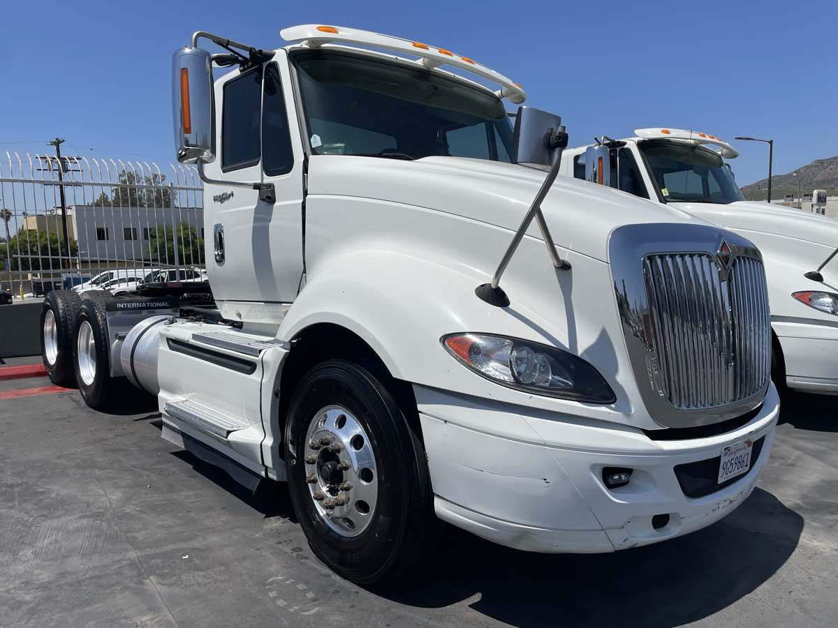 2014 International Prostar 122