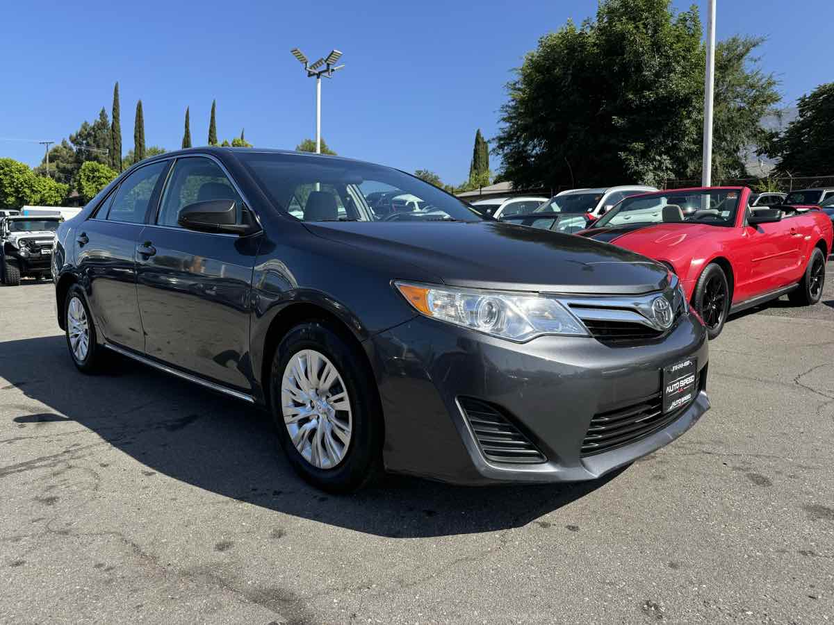 2012 Toyota Camry SE