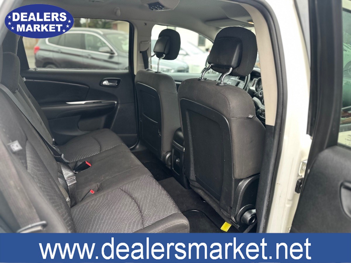 2015 Dodge Journey SXT photo 17