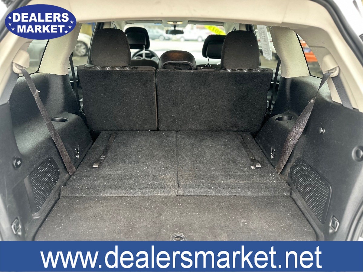 2015 Dodge Journey SXT photo 16