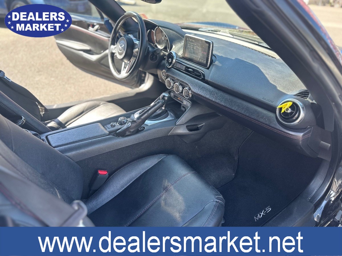 2016 Mazda MX-5 Miata Miata Grand Touring photo 25