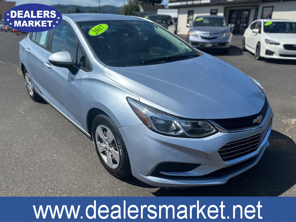 2017 Chevrolet Cruze LS photo 7