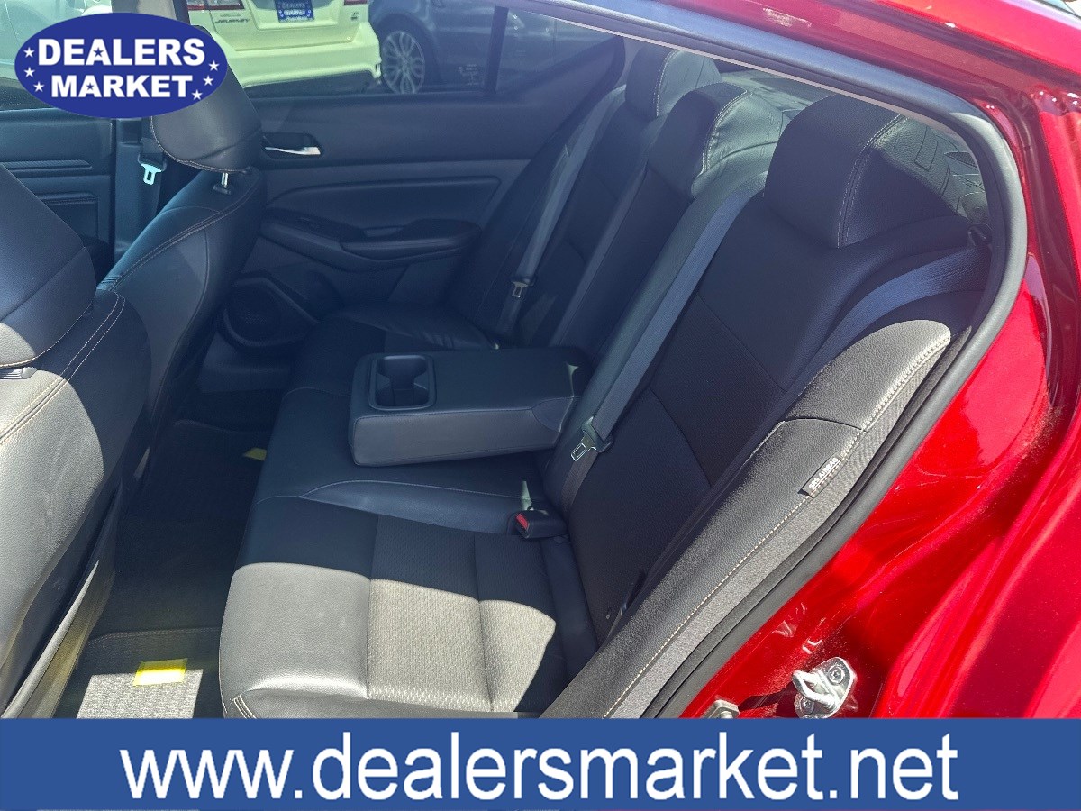 2020 Nissan Altima 2.5 SR photo 16