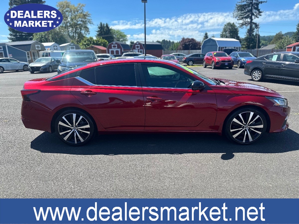 2020 Nissan Altima 2.5 SR photo 6