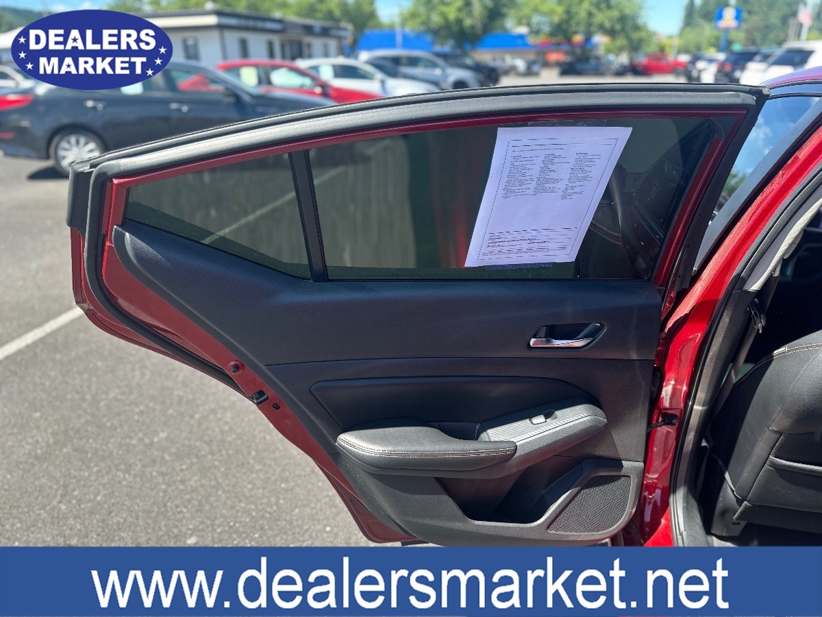 2020 Nissan Altima 2.5 SR photo 14