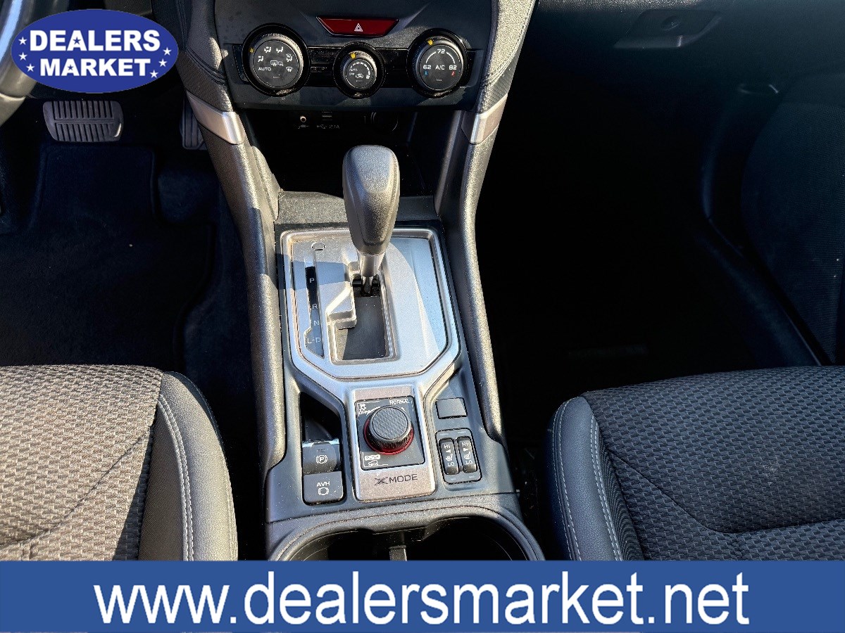 2022 Subaru Forester Premium photo 11