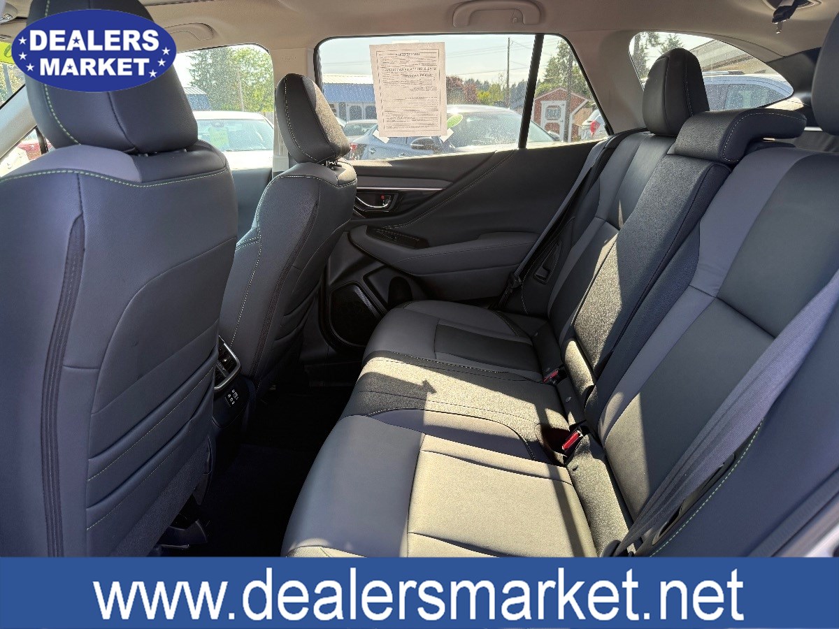 2024 Subaru Outback Onyx Edition photo 18