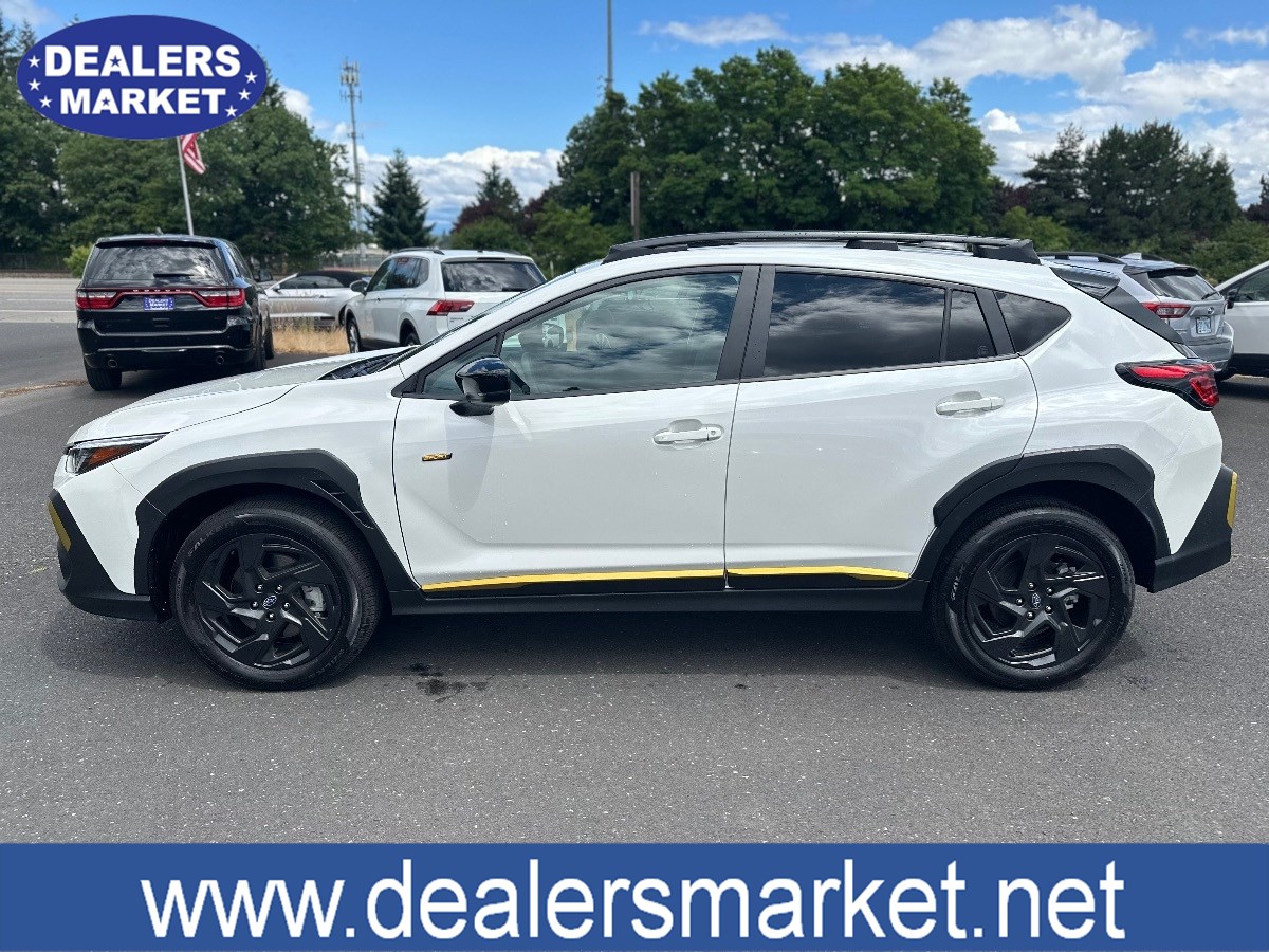 2024 Subaru Crosstrek Sport photo 2