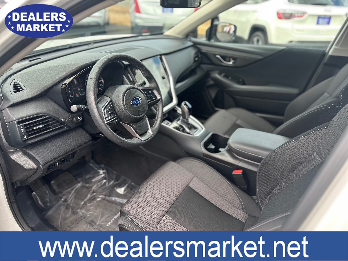 2024 Subaru Outback Premium photo 11