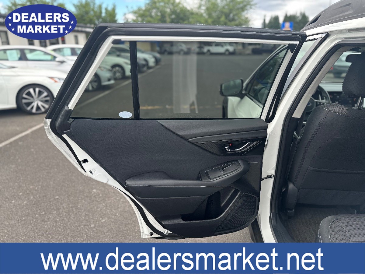 2024 Subaru Outback Premium photo 13